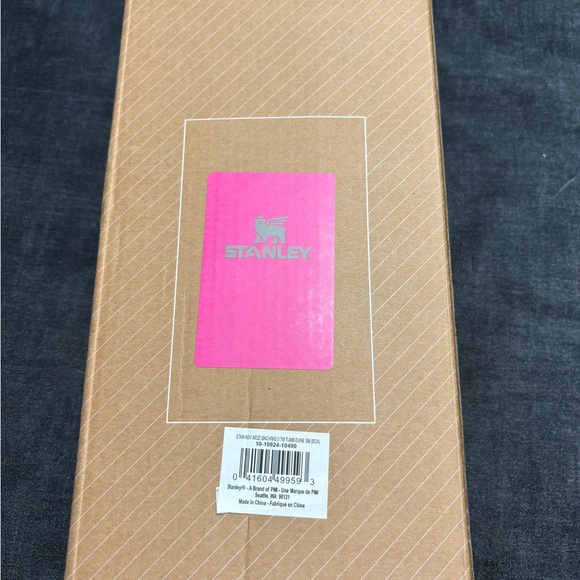 Stanley tumbler - Picture 6 of 6